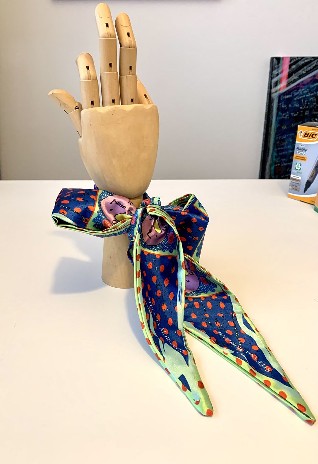 Bread and Roses bandeaux scarf - Image 3